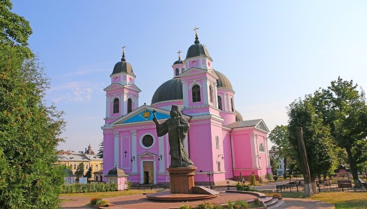 Holy Spirit Cathedral in Chernivtsi. Photo: discover.ua