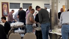 Denver-Area Orthodox Parishes Pack Meals and Make Blankets for Neighbors 