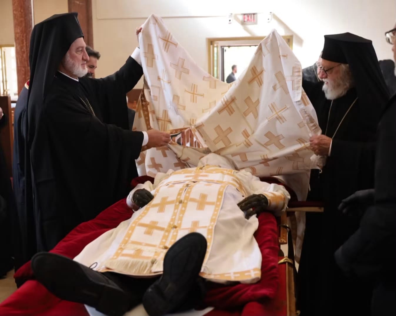 Holy Cross Welcomes Incorrupt Relics of Gerasimos of Abydos - News ...