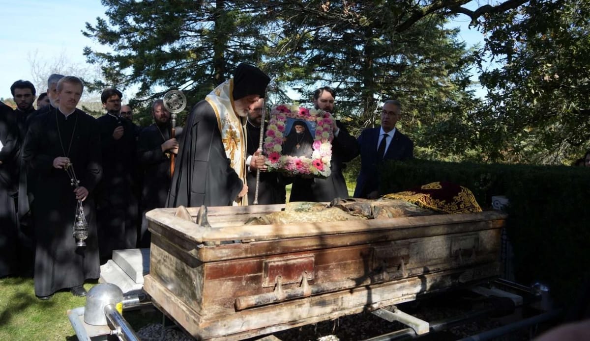Holy Cross Welcomes Incorrupt Relics of Gerasimos of Abydos - News ...