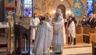 Bp. Serafim presides over the Divine Liturgy. Photo: newgracanica.org