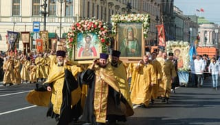Russia Honors St. Alexander Nevsky with Massive Procession