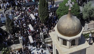 At the funeral of the martyrs of the attack in Damascus, on June 24, 2025. Photo: Ghaith Alsayed/AP