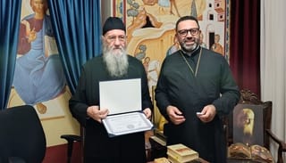 Met. Hierotheos Vlachos and Rt. Rev. Archimandrite Fadi Rabbat. Photo: parembasis.gr