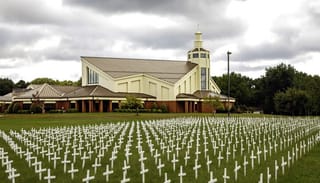 Church Places 1,000 Crosses to Honor Victims of Abortion