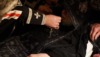 https://holycross.org