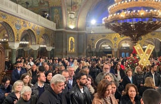 Faithful gather in the Cathedral of St. Andrew for the Feast of the First-Called Apostle. Photo: pelop.gr