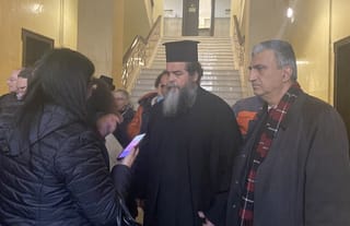 Presbyter Anastasios Gotsopoulos at the courthouse. Photo: eeod.gr