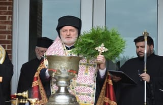 Photo: St. Iakovos Church/Aimee Lee and John Lee