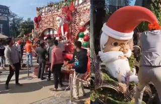 Mob destroying Christmas decorations at a mall in Raipur, India. Photo: countercurrents.org