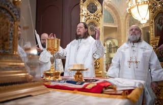 Bp. Vasily and Abp. Daniel. Photo: domoca.org