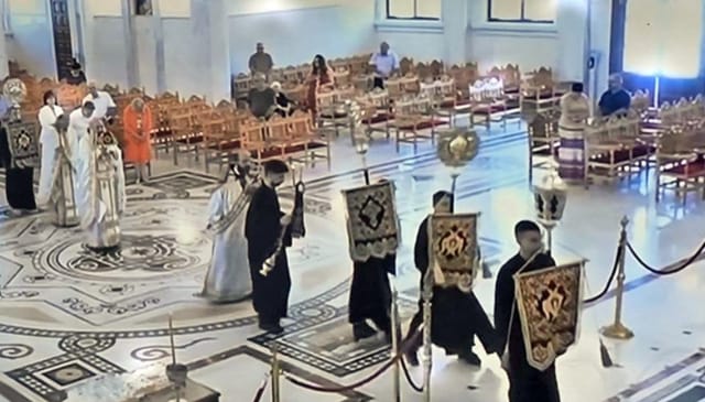Livestream of the nearly empty Cathedral