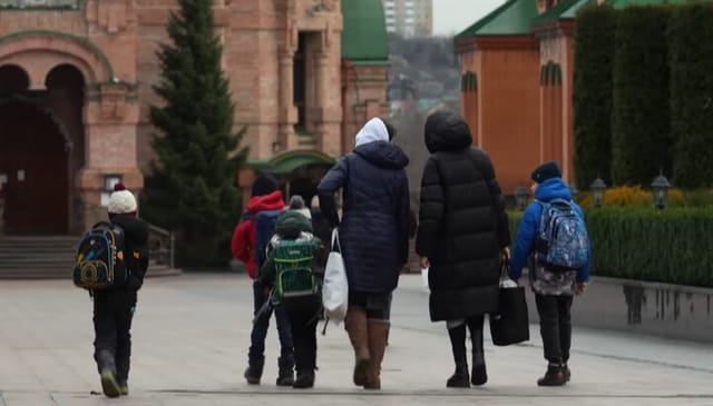Children walking to school at the Holosiivskyi Monastery of the UOC. Photo: Slidstvo.Info/YouTube
