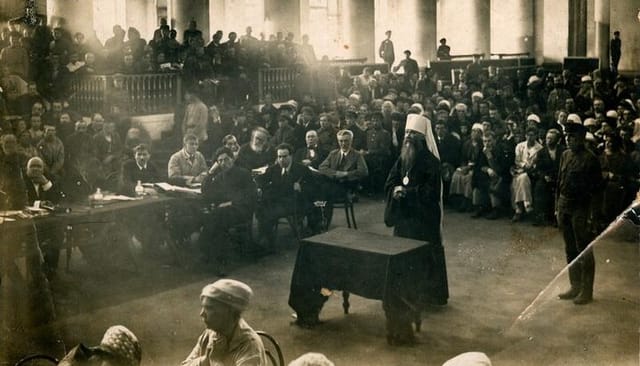 Debunking the Myth of the 'Kremlin’s Church'