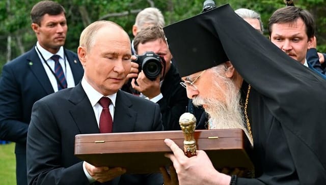Icon of Peace: The Meeting of Abp. Alexei and Vladimir Putin