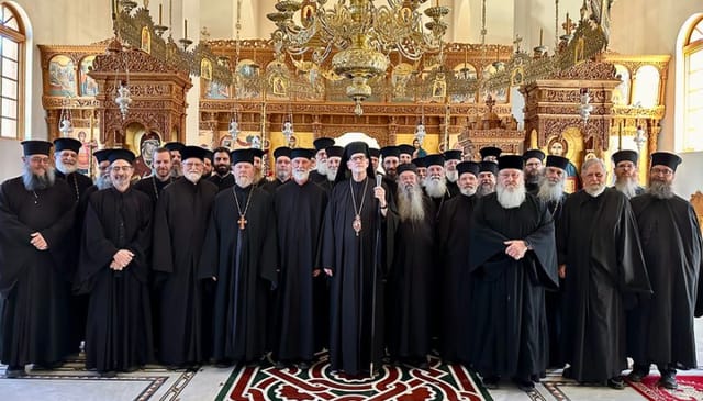 Orthodox priest and deacons gather for a retreat led by His Grace Bishop Anthony of the Antiochian Orthodox Christian Archdiocese of North America. Photo: Dn. Michael Tubbs