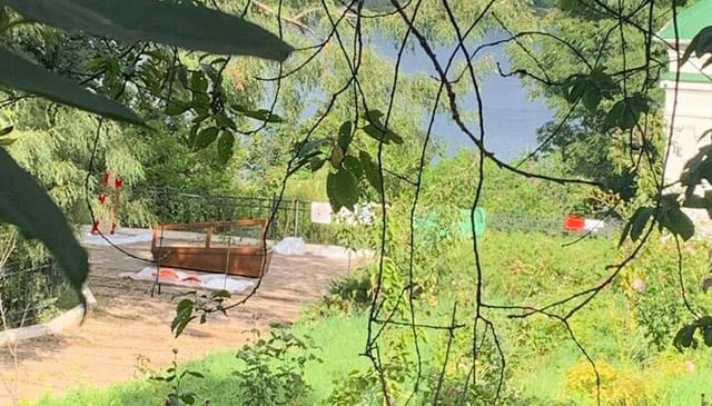 "Museum" Staff Desecrating Relics of the Kyiv Caves (+VIDEO)