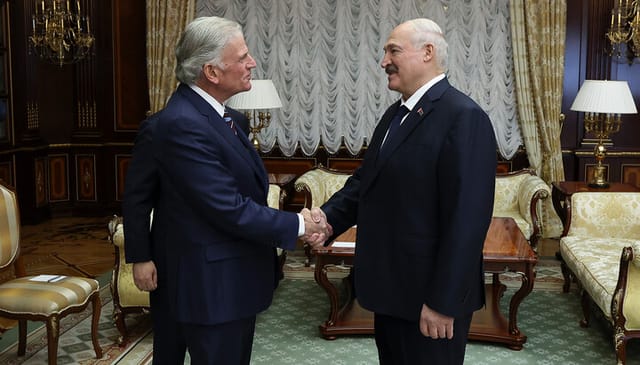 Franklin Graham and Belarusian President Aleksandr Lukashenko. Photo: billygraham.org