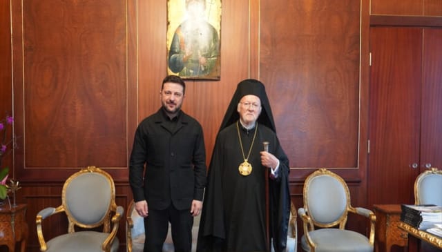 Ukrainian President Volodomyr Zelenskyy and Ecumenical Patriarch Bartholomew. Photo: Nikos Papachristou/Ecumenical Patriarchate