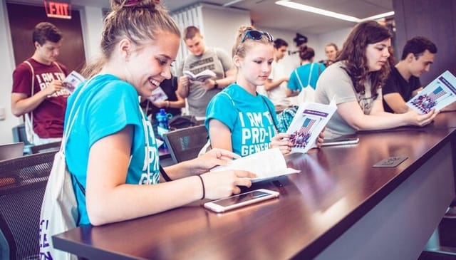 Photo: studentsforlifehq.com
