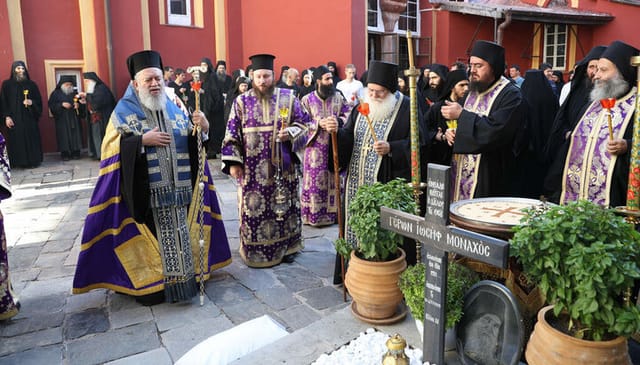 Memorial service for Elder Joseph. Source: pemptousia.gr