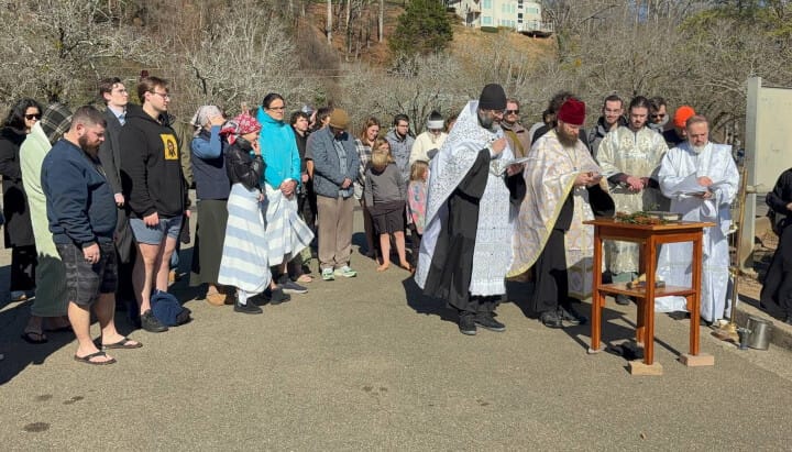 St. Mary of Egypt Orthodox Church gathered at the Chattahoochee River. Photo: Luke Albanese
