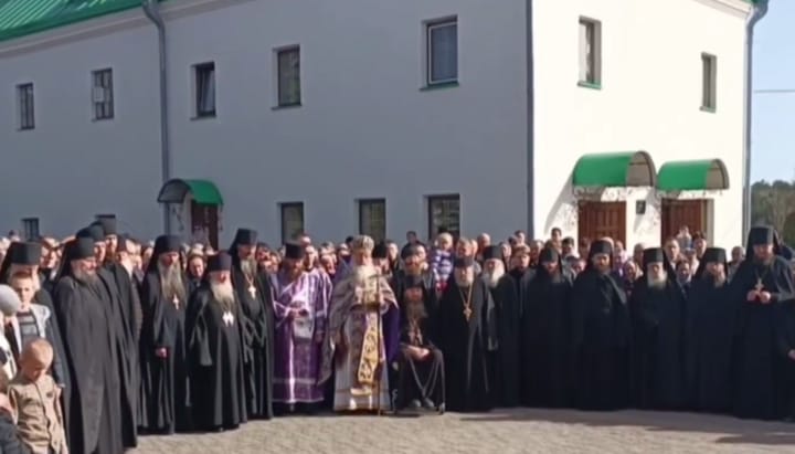 Brotherhood and parishioners of the St. Nicholas Monastery in Myltsi. Photo: Kozak TV/Telegram