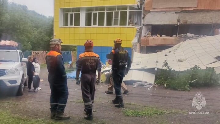 Russian Orthodox Church Provides Aid to Earthquake Victims