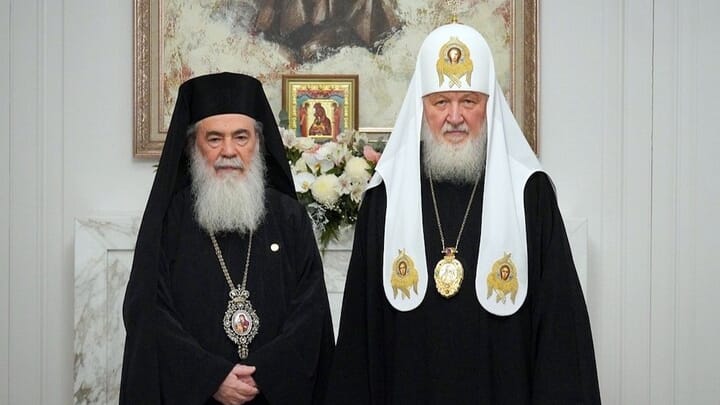 Theophilos Greets Kirill After Snubbing Bartholomew