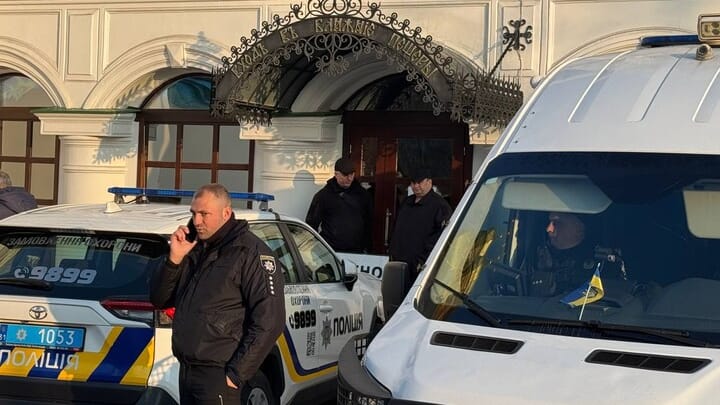 Seizure of the Near Caves of the Kiev-Pechersk Lavra has begun!