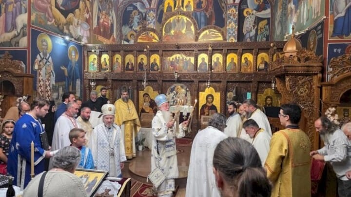 Photo: istocnik.ca