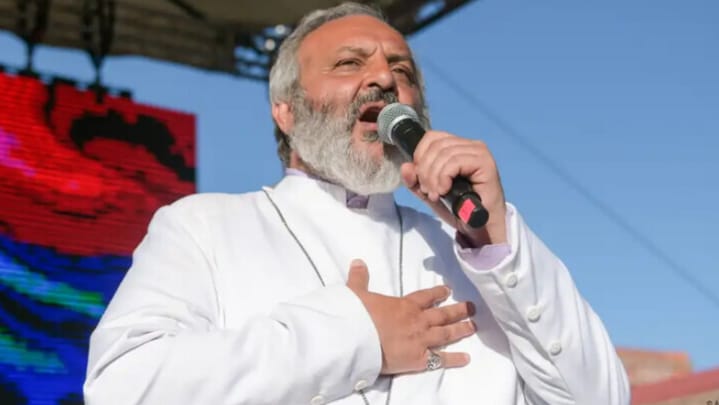 Abp. Bagrat Galstayan speaks at an opposition rally [CREDIT: Alexander Patrin/ITAR-TASS/IMAGO]