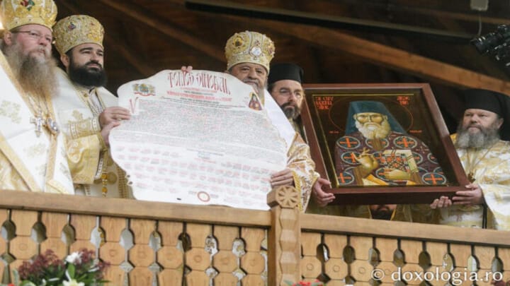 The local canonization of St. Arsenie (Boca) of Prislop. Photo: doxologia.ro