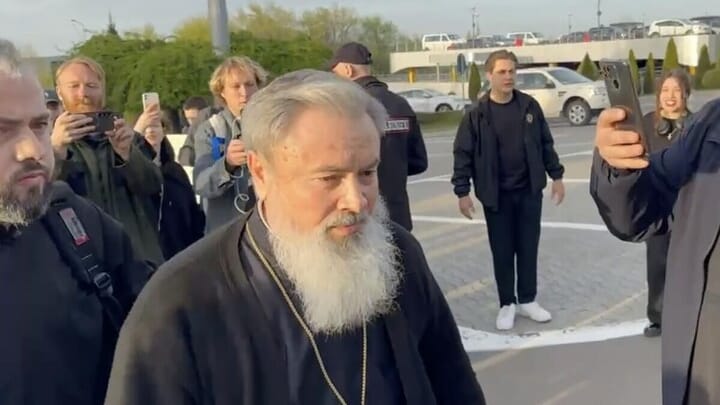 Romanian Authorities Accused of Seizing Moldovan Churches