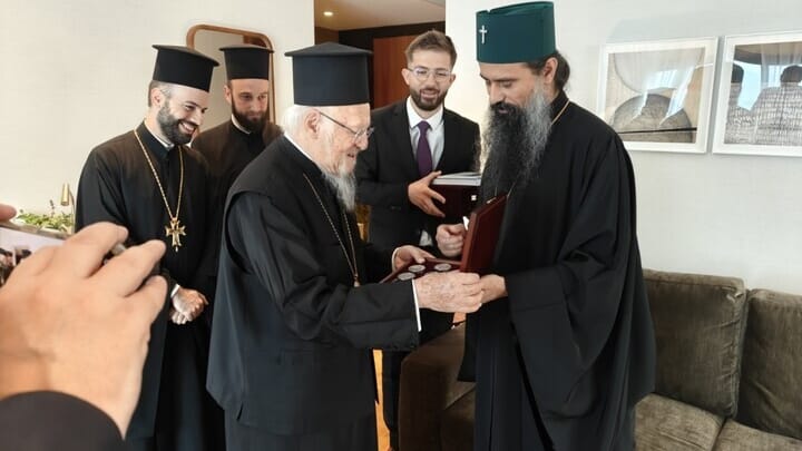 The meeting of Pat. Bartholomew of Constantinople and Pat. Daniel of Bulgaria in Thessaloniki. Photo: Angel Karadakov/Bulgarian Patriarchate