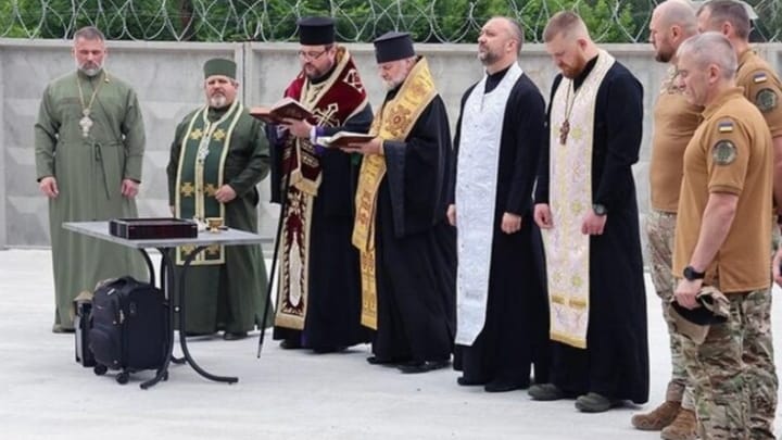 OCU and Uniate Clergy in a joint consecration of the temple site. [CREDIT: UGCC Military Chaplaincy]