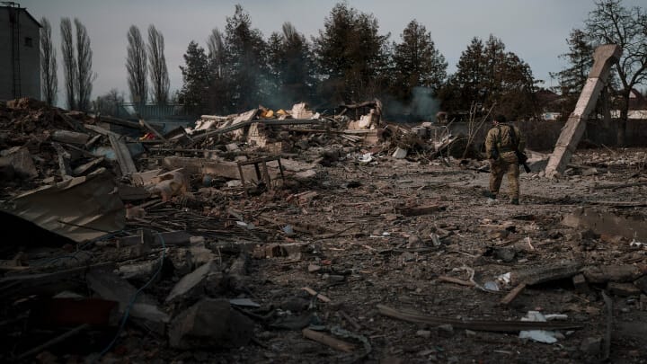 The destruction of war shown east of Kyiv. Photo: Felipe Dana/AP