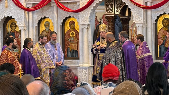 His Grace Bishop Vasily (center) and concelebrating clergy. Photo: Aaron Hickman/UOJ-USA