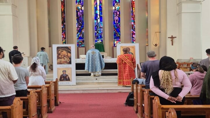 Fr. Gregory Hallam presided at the Divine Liturgy for the Orthodox Community of St. Hilda of Whitby. Photo: antiochian-orthodox.com