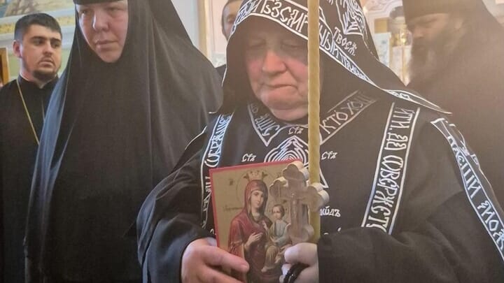 Mother of OCU Bishop Receives Great Schema at UOC Monastery