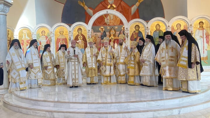 Fr. Theodore Dorrance speaks to members of the Assembly after Saturday's Divine Liturgy. Photo: Aaron Hickman/UOJ-USA