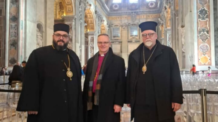 "Metropolitan" Boris Bojović of the schismatic "Montenegrin Orthodox Church" is pictured at left, and Archbishop Elia of Finland is pictured at right. Photo: aktuelno.me