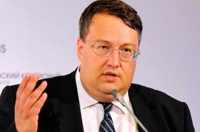 Avakov’s advisor wants to sic the SSU and