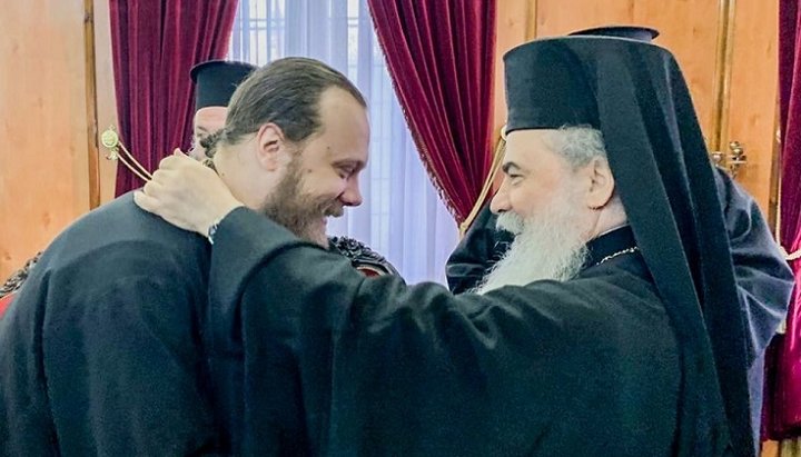 Patriarch Theophilos received UOC pilgrims in his residence in Jerusalem