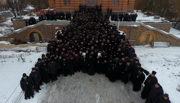 At a recent meeting in the Vinnitsa region, the clergy of the three Orthodox eparchies unanimously expressed support for His Beatitude Metropolitan Onufry and the Holy Synod of the UOC