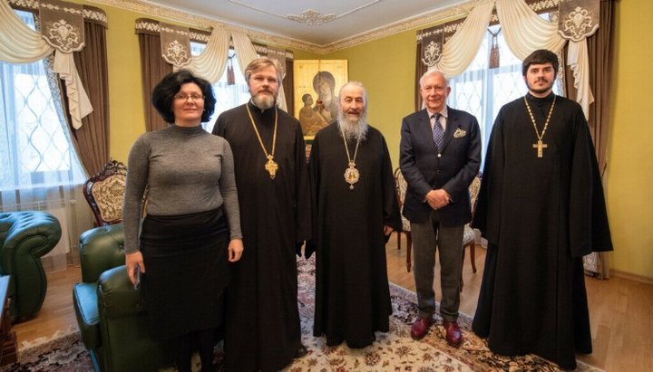 Metropolitan Onufry met with the Ambassador of the Netherlands to Ukraine Edward Hooks