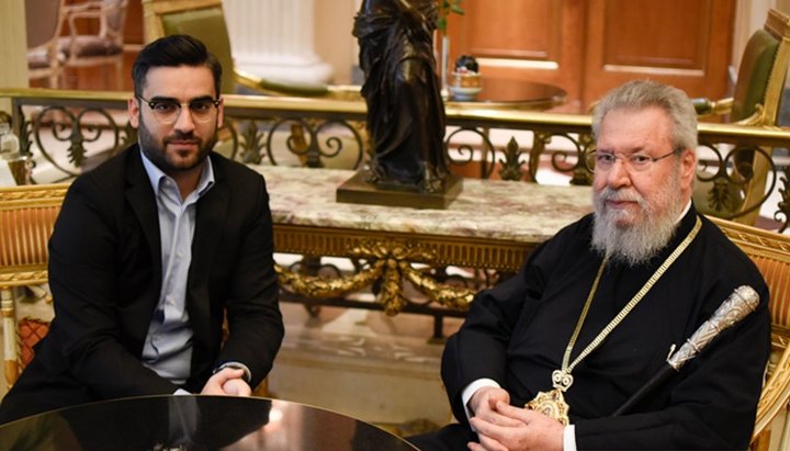 Archbishop Chrysostomos II of Cyprus  with editor-in-chief of the Greek news agency Romfea.gr Emilios Polygenis. Photo: Romfea.gr