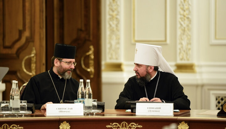 Sviatoslav Shevchuk and Epifaniy Dumenko. Photo: pomisna.info