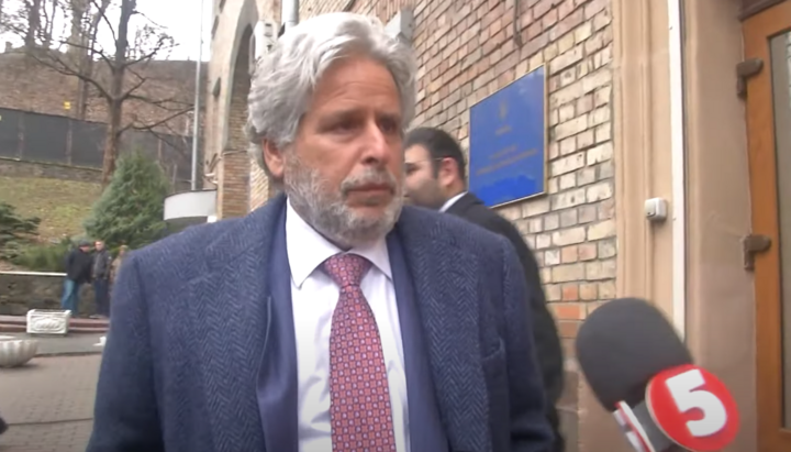 Robert Amsterdam. Photo: screenshot of the YouTube channel "Channel 5"