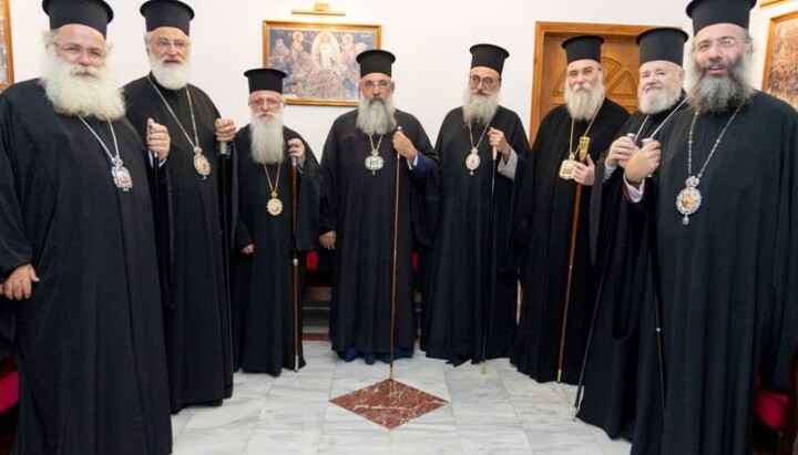 Hierarchs of the Orthodox Church of Crete. Photo: romfea.gr